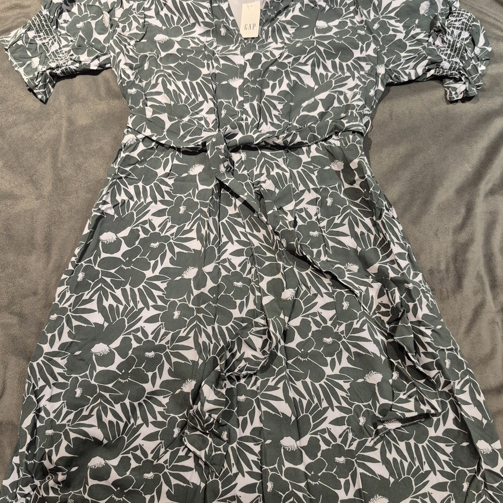 GAP Green Puff Sleeve V-Neck Midi Sundress
